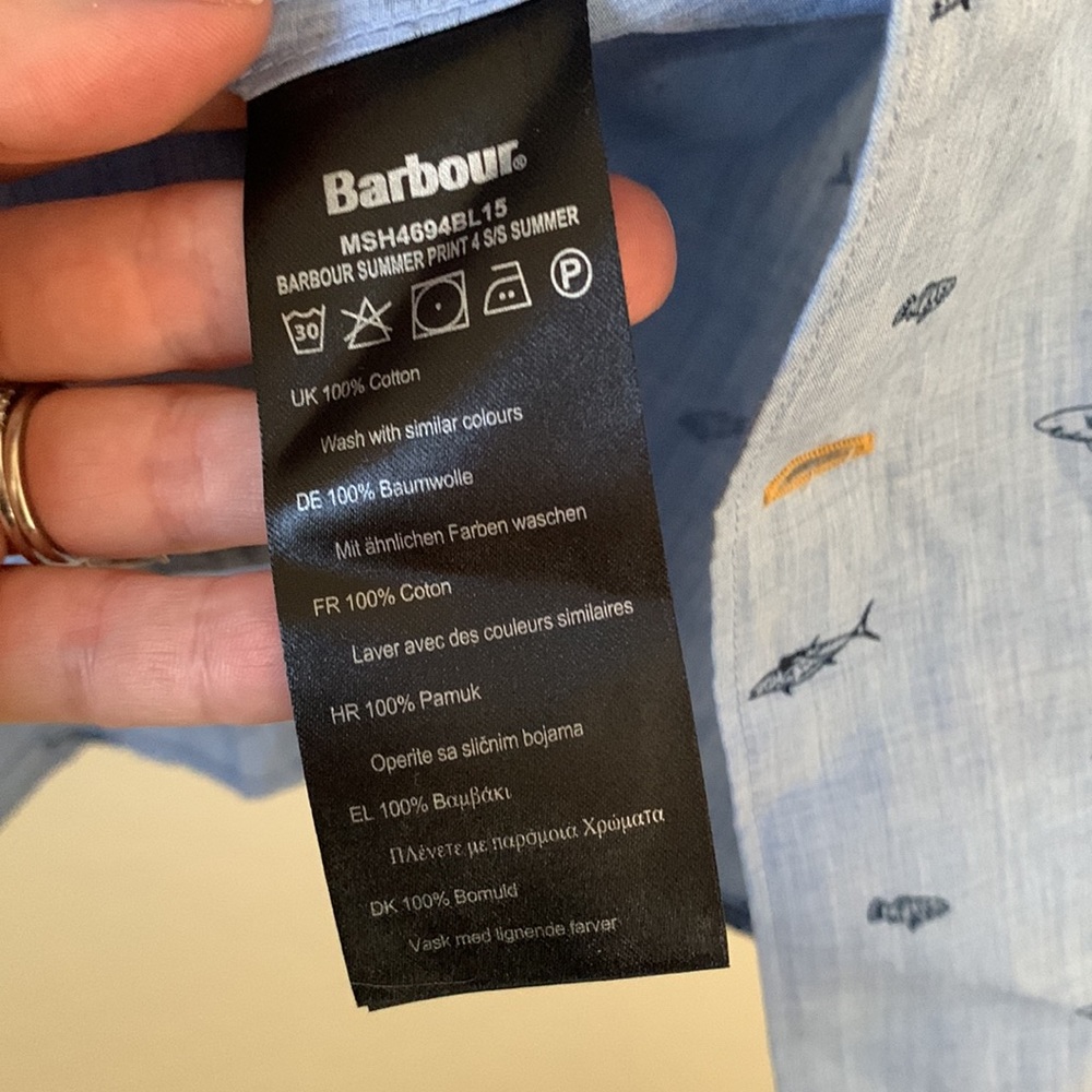 Barbour Blue Summer Chambray Fish & Shark button up NWT - Picture 8 of 10